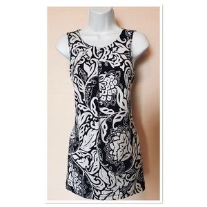 WHBM Black White Paisley Tunic Top Size XS